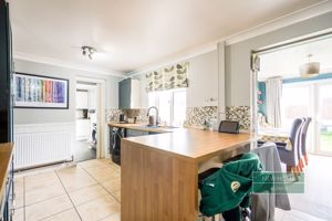 Photo 16- click for photo gallery